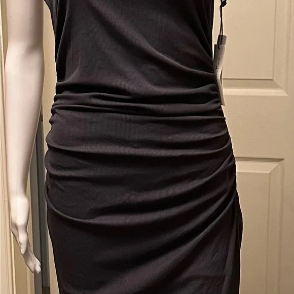 NWT Nine Britton Mercedes fitted rib knit dress Size MP - Picture 3 of 8
